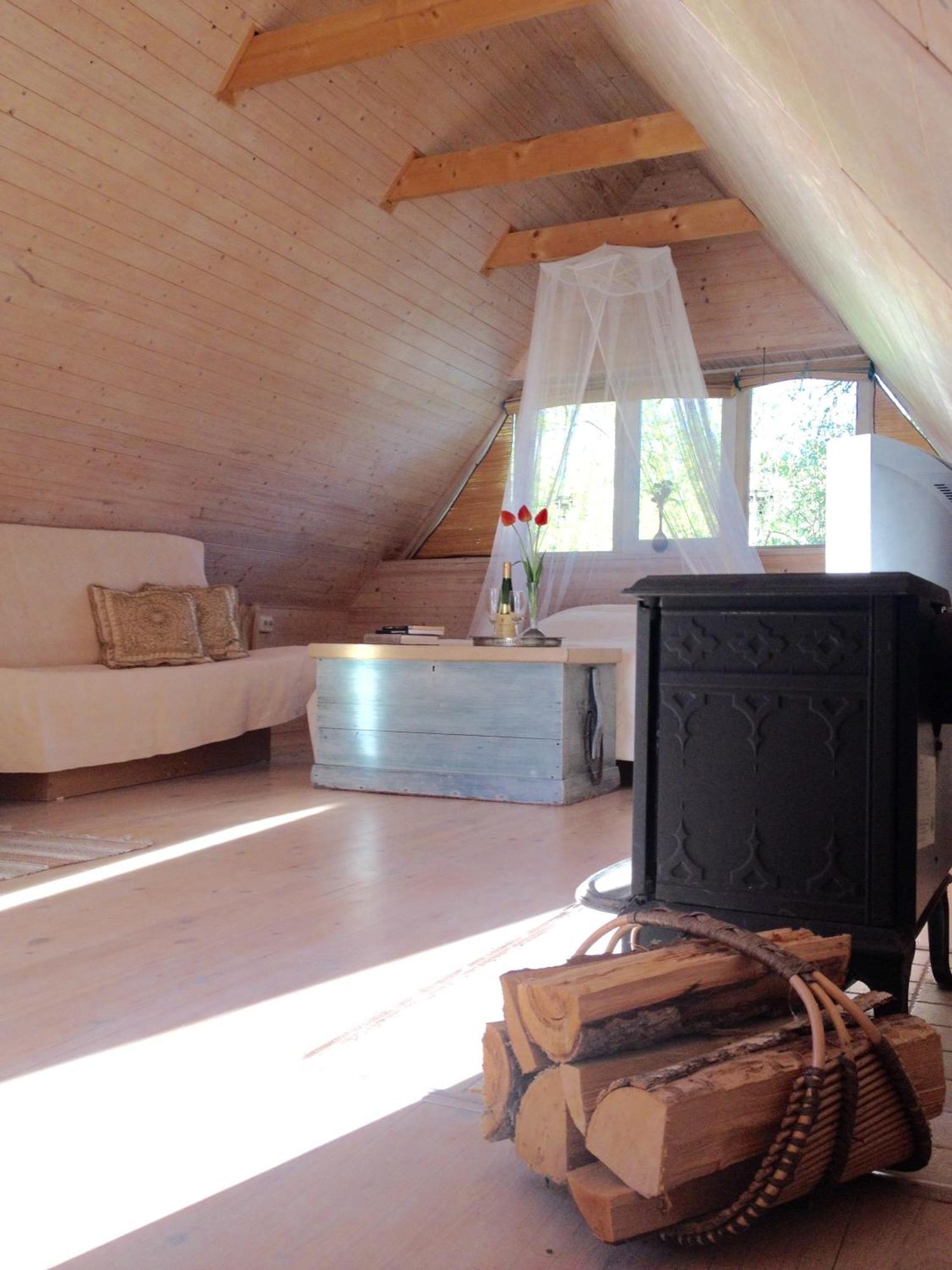 Kaju Guesthouses Nasva Kültér fotó