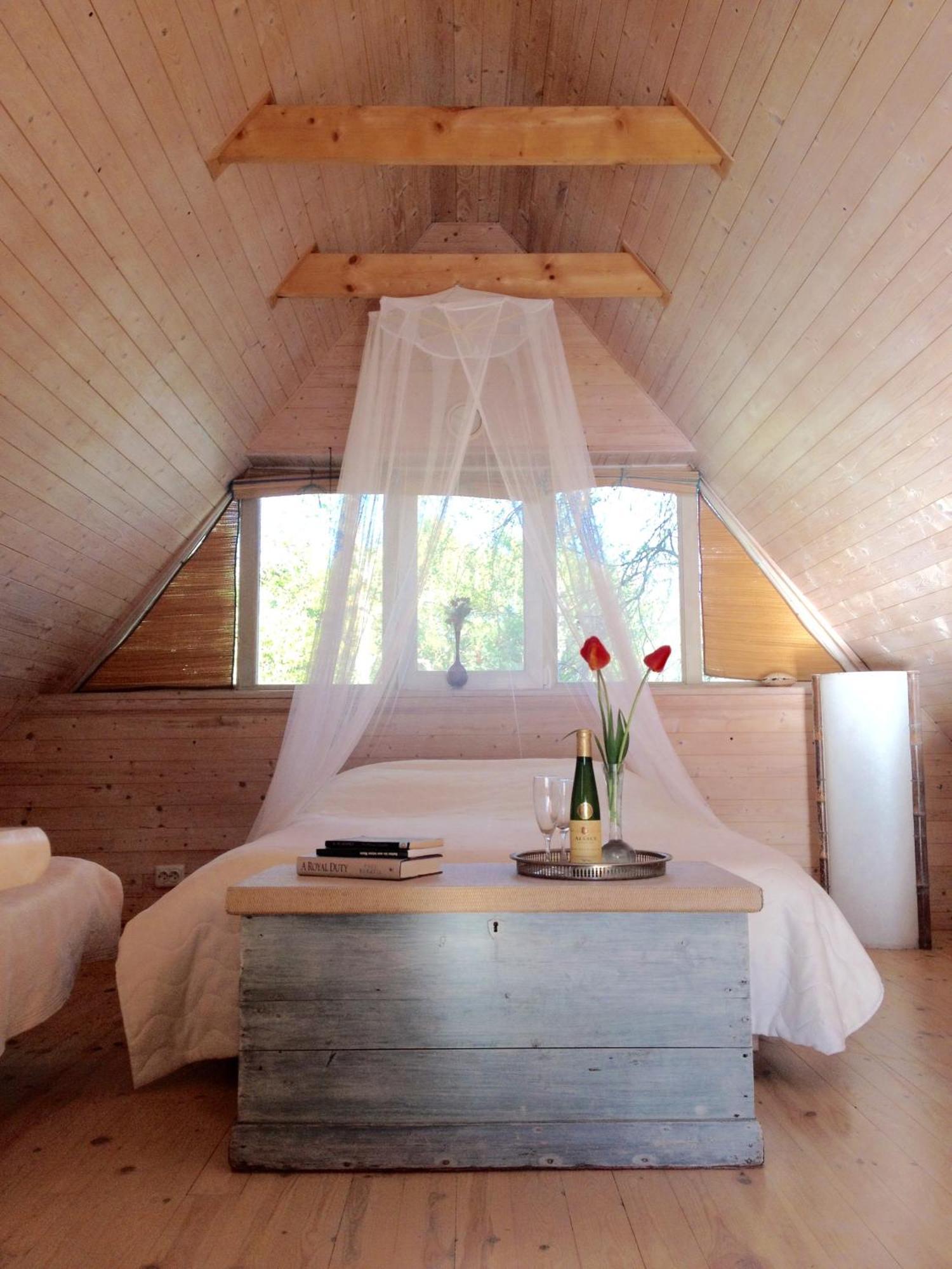 Kaju Guesthouses Nasva Kültér fotó