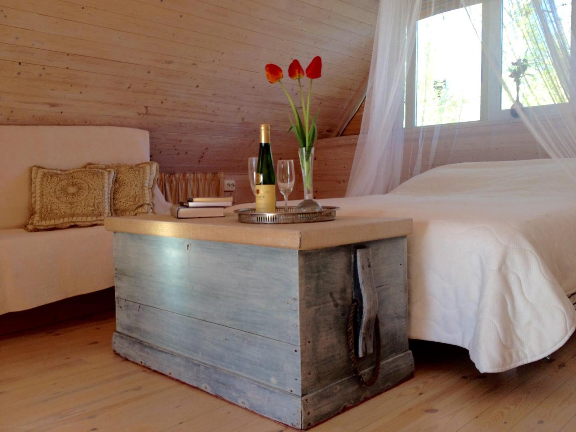 Kaju Guesthouses Nasva Kültér fotó