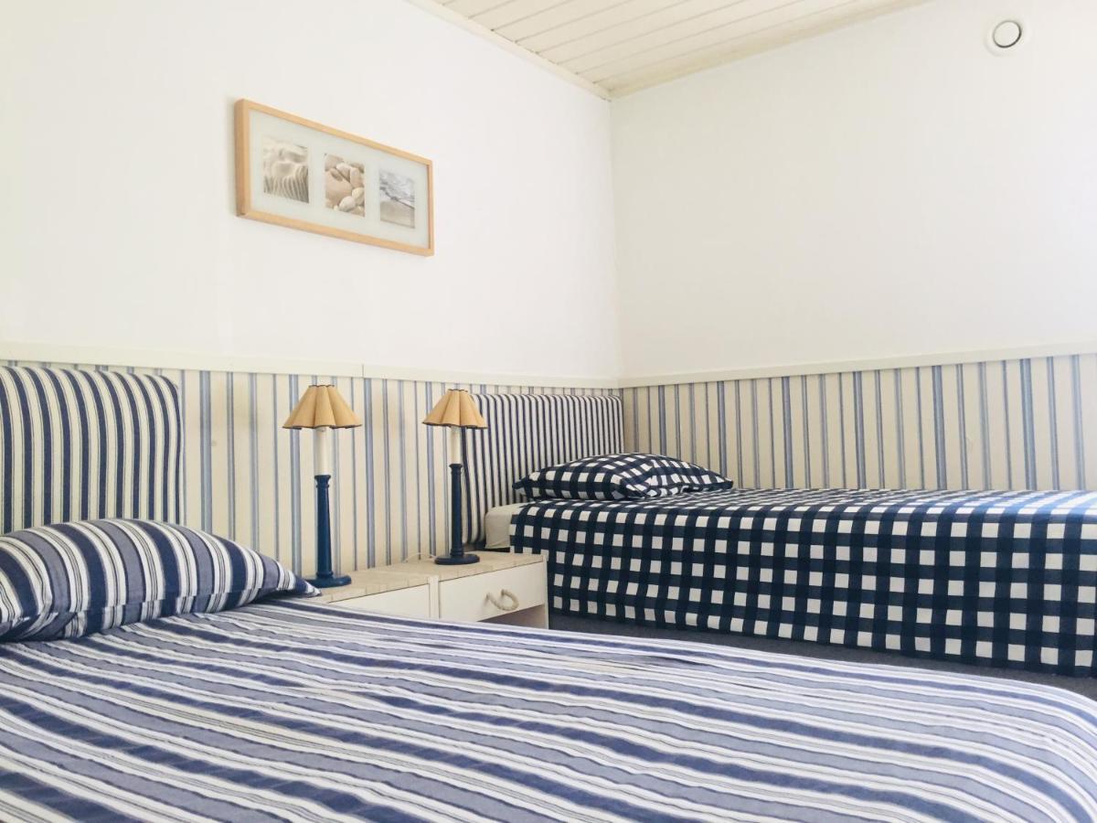 Kaju Guesthouses Nasva Kültér fotó